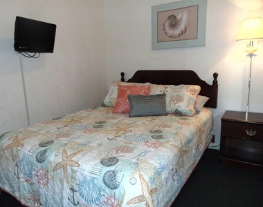 6300 Seawall Boulevard - Photo Thumbnail 12