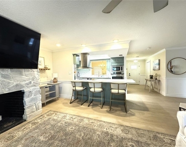1004 Se 5th Avenue - Photo Thumbnail 8