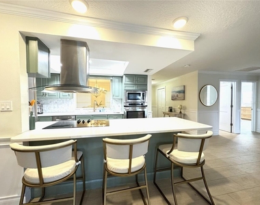 1004 Se 5th Avenue - Photo Thumbnail 9
