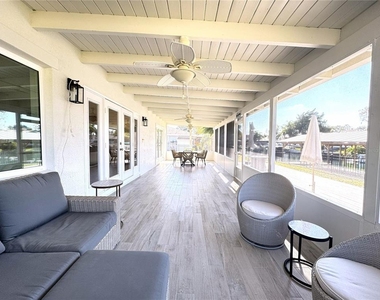 1004 Se 5th Avenue - Photo Thumbnail 36