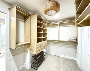 1004 Se 5th Avenue - Photo Thumbnail 23