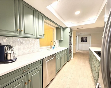 1004 Se 5th Avenue - Photo Thumbnail 14