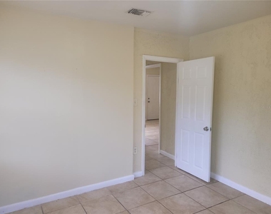 508 Booker St - Photo Thumbnail 16