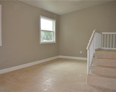 647 S Delaware Avenue - Photo Thumbnail 13