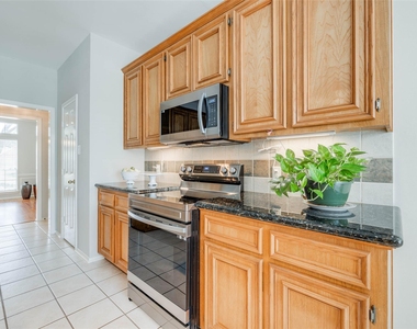 12414 N Shadow Cove Drive Lane - Photo Thumbnail 16