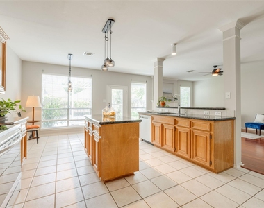 12414 N Shadow Cove Drive Lane - Photo Thumbnail 19