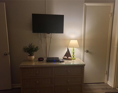 815 Ocean Shore Boulevard - Photo Thumbnail 25