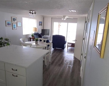 815 Ocean Shore Boulevard - Photo Thumbnail 13