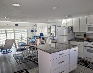 815 Ocean Shore Boulevard - Photo Thumbnail 2