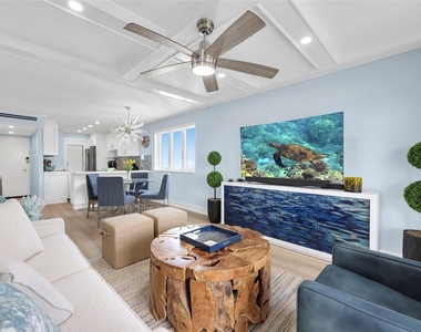 1300 Gulf Shore Boulevard N - Photo Thumbnail 12