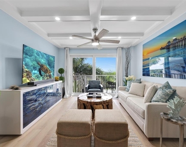 1300 Gulf Shore Boulevard N - Photo Thumbnail 10
