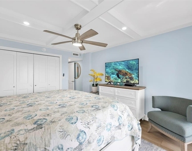 1300 Gulf Shore Boulevard N - Photo Thumbnail 19
