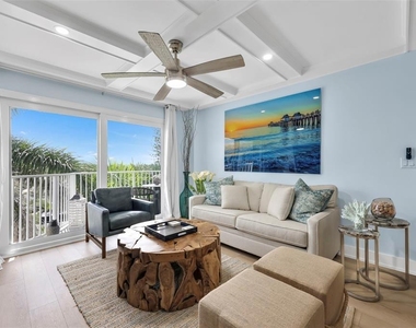 1300 Gulf Shore Boulevard N - Photo Thumbnail 9