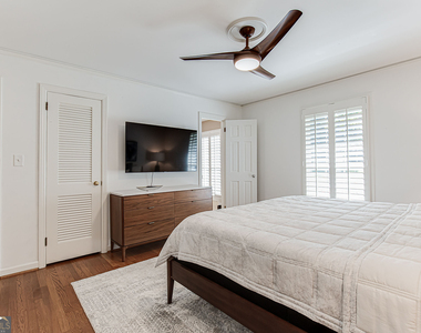 485 Riverside Parkway - Photo Thumbnail 44