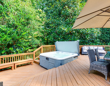 485 Riverside Parkway - Photo Thumbnail 4