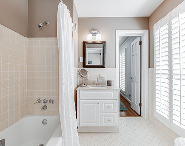 485 Riverside Parkway - Photo Thumbnail 45