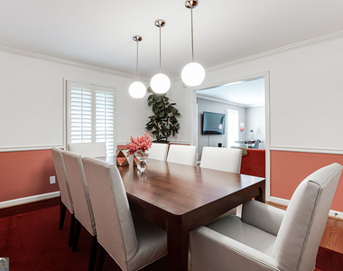 485 Riverside Parkway - Photo Thumbnail 17