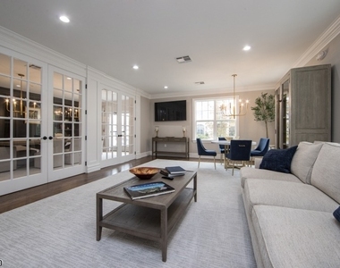 2435 Lamington Rd - Photo Thumbnail 4