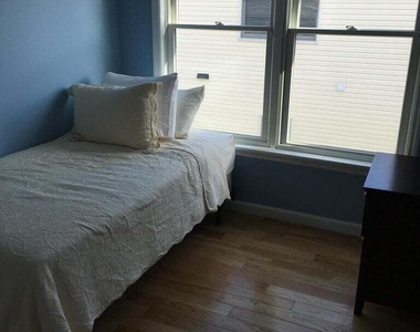 108 Poplar Avenue - Photo Thumbnail 6