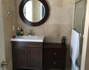 108 Poplar Avenue - Photo Thumbnail 3