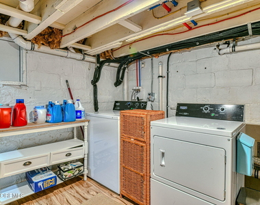 77 Asbury Avenue - Photo Thumbnail 20
