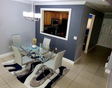 6617 Winfield Boulevard - Photo Thumbnail 6