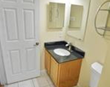 6617 Winfield Boulevard - Photo Thumbnail 5