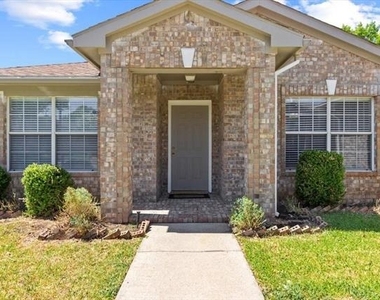 7617 Dockside Drive - Photo Thumbnail 2
