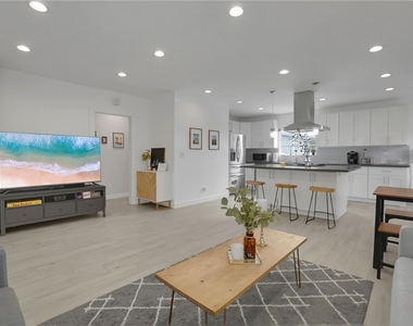 3541 Gibson Rd - Photo Thumbnail 8