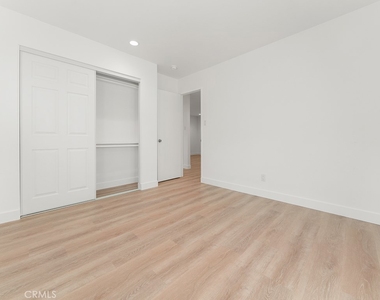 308 S Laurel Street - Photo Thumbnail 7