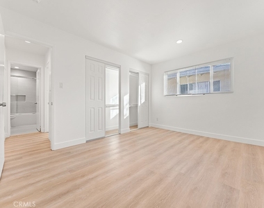 308 S Laurel Street - Photo Thumbnail 9