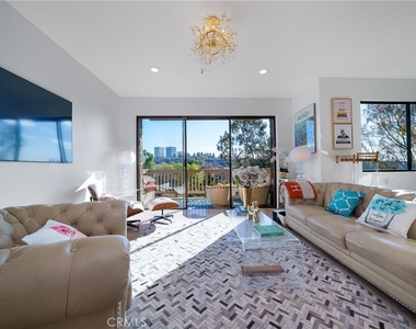 67 Sea Island Drive - Photo Thumbnail 1
