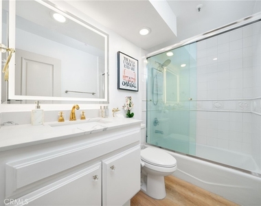 67 Sea Island Drive - Photo Thumbnail 14