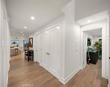 45 Emerald Bay - Photo Thumbnail 31