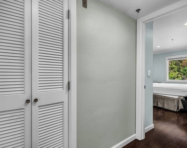 501 Palisades Drive - Photo Thumbnail 9