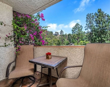 501 Palisades Drive - Photo Thumbnail 11