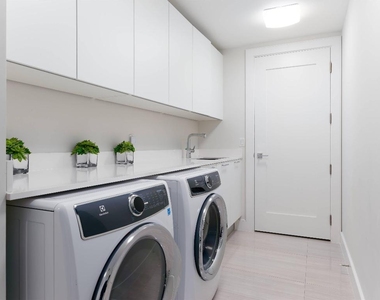 3730 N Ocean Drive - Photo Thumbnail 13