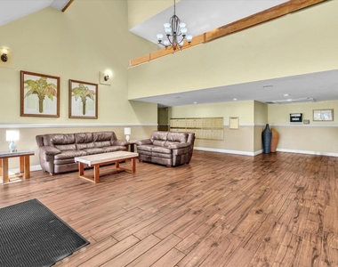220 Lakeview Drive - Photo Thumbnail 42