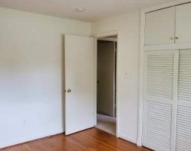1501 Audmar Drive - Photo Thumbnail 17
