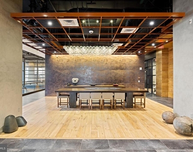 1213 Walnut Street - Photo Thumbnail 11