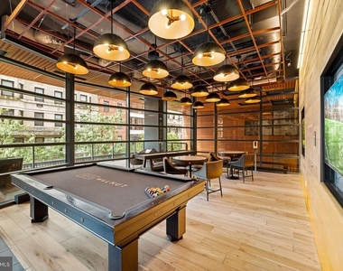 1213 Walnut Street - Photo Thumbnail 9
