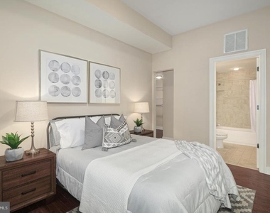 1501 Locust Street - Photo Thumbnail 12