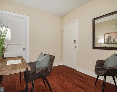 1501 Locust Street - Photo Thumbnail 8