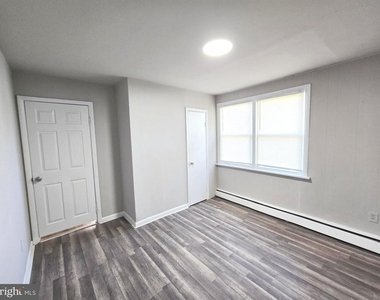 5526 N Mascher Street - Photo Thumbnail 21