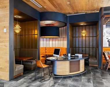 1213 Walnut Street - Photo Thumbnail 22