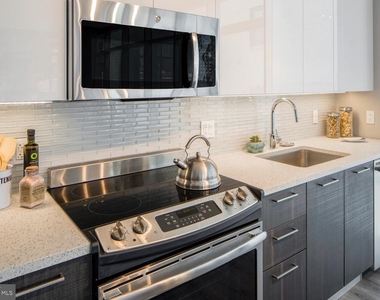 1213 Walnut Street - Photo Thumbnail 1