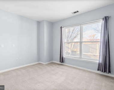 8045 Newell Street - Photo Thumbnail 15