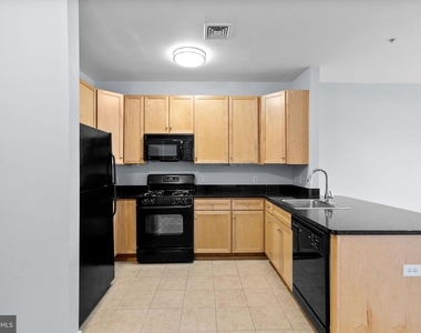 8045 Newell Street - Photo Thumbnail 4