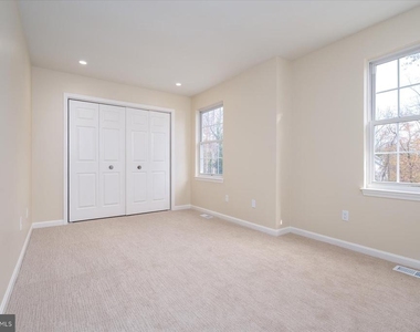 2942 Southaven Drive - Photo Thumbnail 17