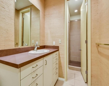 800 Leonard St - Photo Thumbnail 22